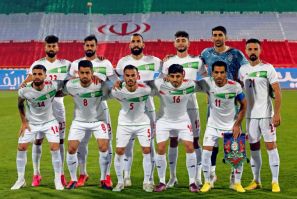Aktivis telah meminta penggemar sepak bola yang menghadiri Piala Dunia mulai akhir bulan ini untuk menyebut nama Amini pada menit ke-22 di setiap pertandingan Iran.