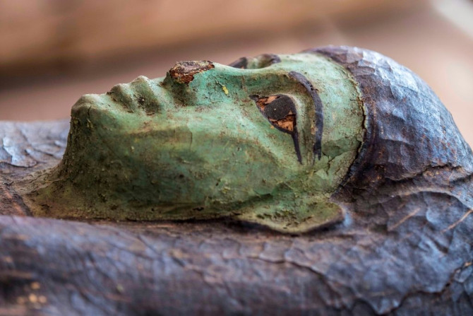 Salah satu sarkofagus yang terpelihara dengan baik diresmikan di pekuburan Saqqara Mesir pada 3 Oktober 2020
