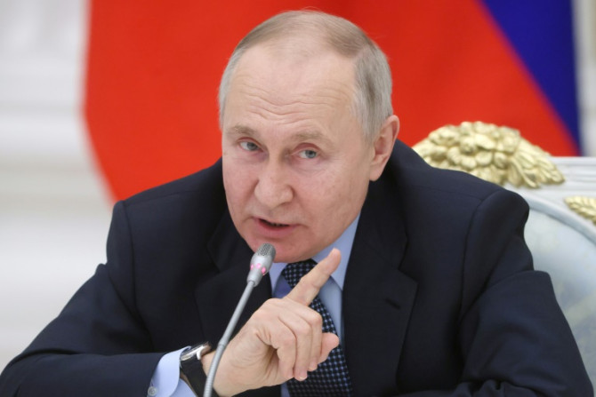 Putin dipandang menghadapi tekanan di dalam Rusia tetapi dari faksi yang bahkan lebih agresif dan garis keras