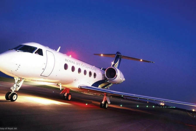 Royal Jet untuk memasuki industri penerbangan pribadi mewah yang berkembang pesat di India.