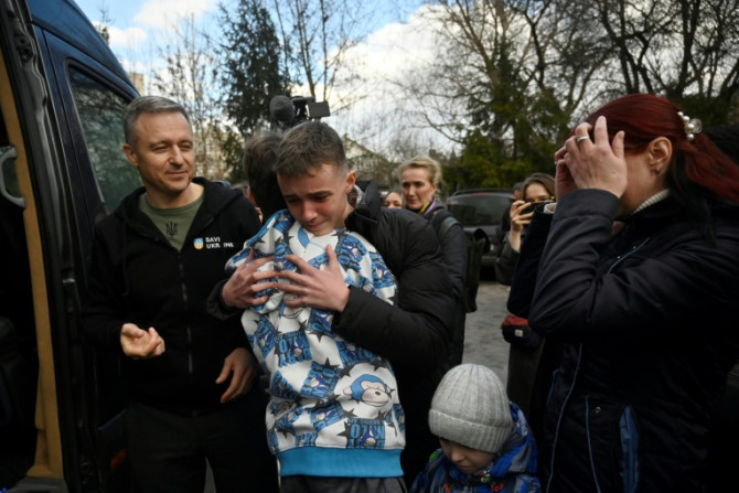 Lebih dari 16.000 anak Ukraina telah dibawa ke Rusia sejak invasi 24 Februari 2022, kata Kyiv