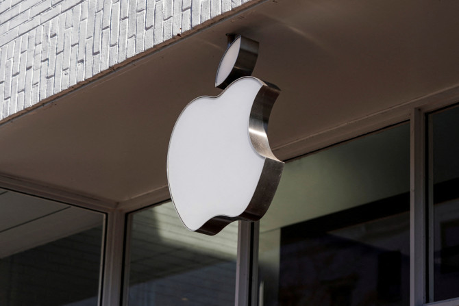 Apple Inc. melaporkan pendapatan kuartal keempat di Washington
