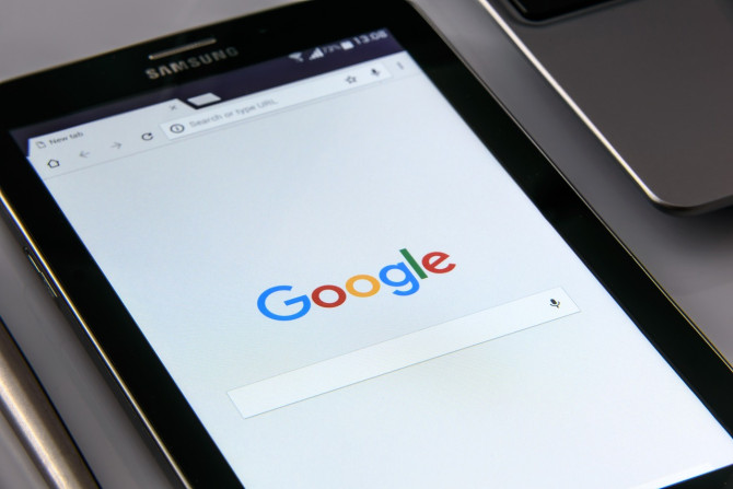 Pencarian Google di tablet Samsung