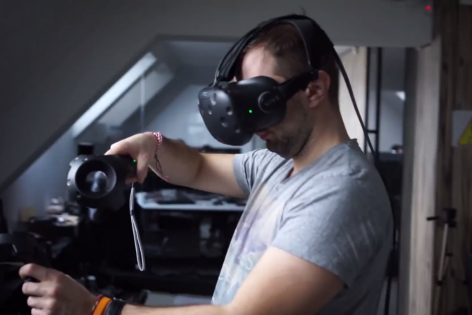 Prototipe HTC Vive nirkabel Quark VR