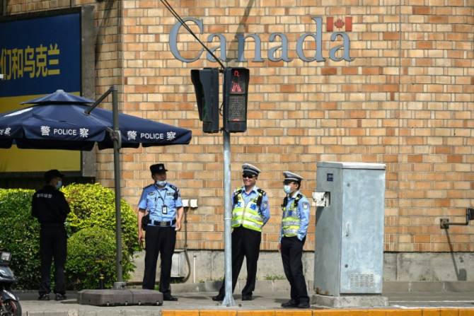 Pengusiran seorang diplomat China dari Kanada telah memicu pertikaian baru antara kedua negara