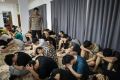 Sekelompok warga negara Tiongkok ditangkap di Indonesia dalam penggerebekan polisi karena dicurigai menjalankan sindikat penipuan cinta online yang menjerat ratusan korban di Tiongkok
